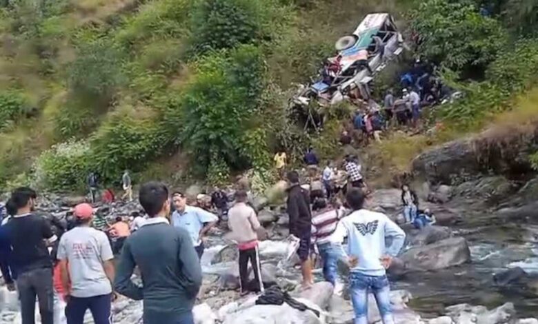 36 people died after a passenger bus fell into a ditch in Uttarakhand
