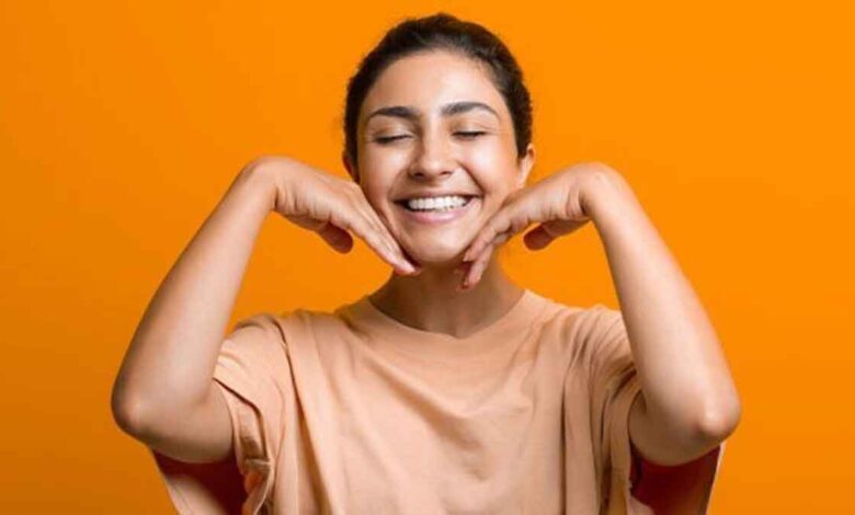 8 Best Ingredients to Get Glass Skin