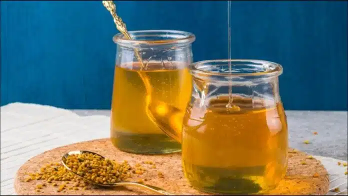 Benefits of drinking honey mixed with lukewarm water