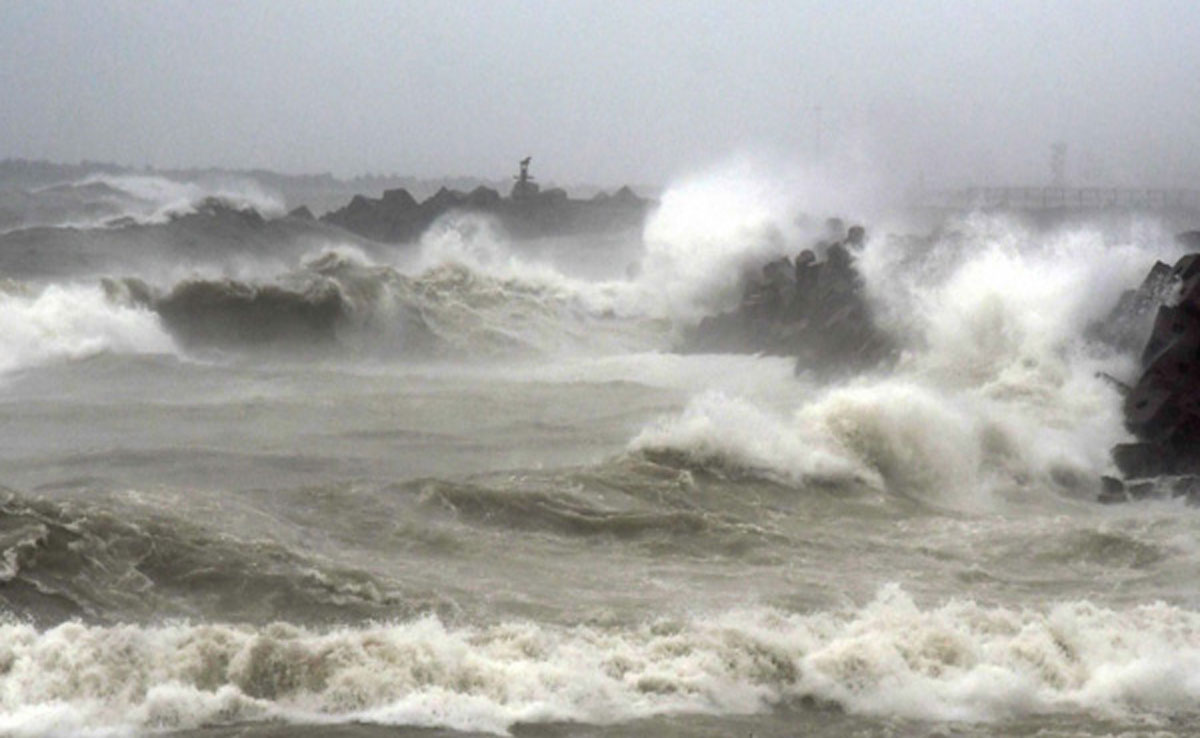 Alert issued regarding heavy rain in many areas including Chennai due to Cyclone Fengal