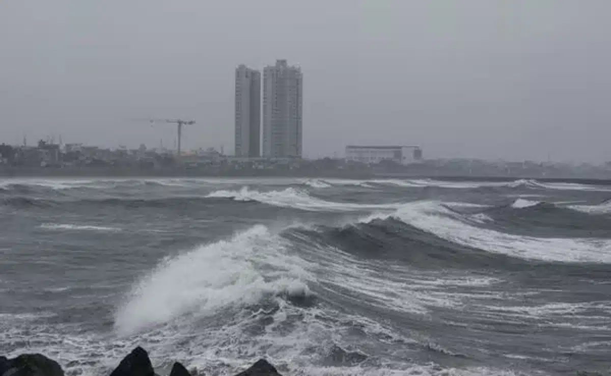 Cyclone Fengal causes heavy rain in Tamil Nadu, Puducherry; schools, colleges closed