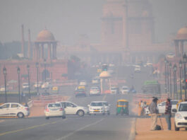 After Diwali, the air in Delhi became 'very bad', AQI was recorded above 380 in many areas.