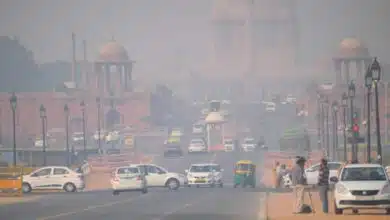 After Diwali, the air in Delhi became 'very bad', AQI was recorded above 380 in many areas.