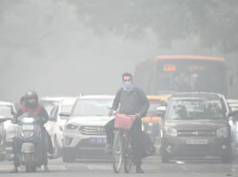 Delhi's air becomes poisonous, AQI crosses 500, schools and colleges closed