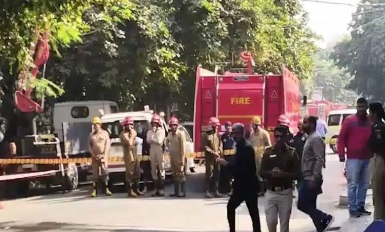 Sound of explosion was heard near PVR in Prashant Vihar, Delhi, police reached the spot.