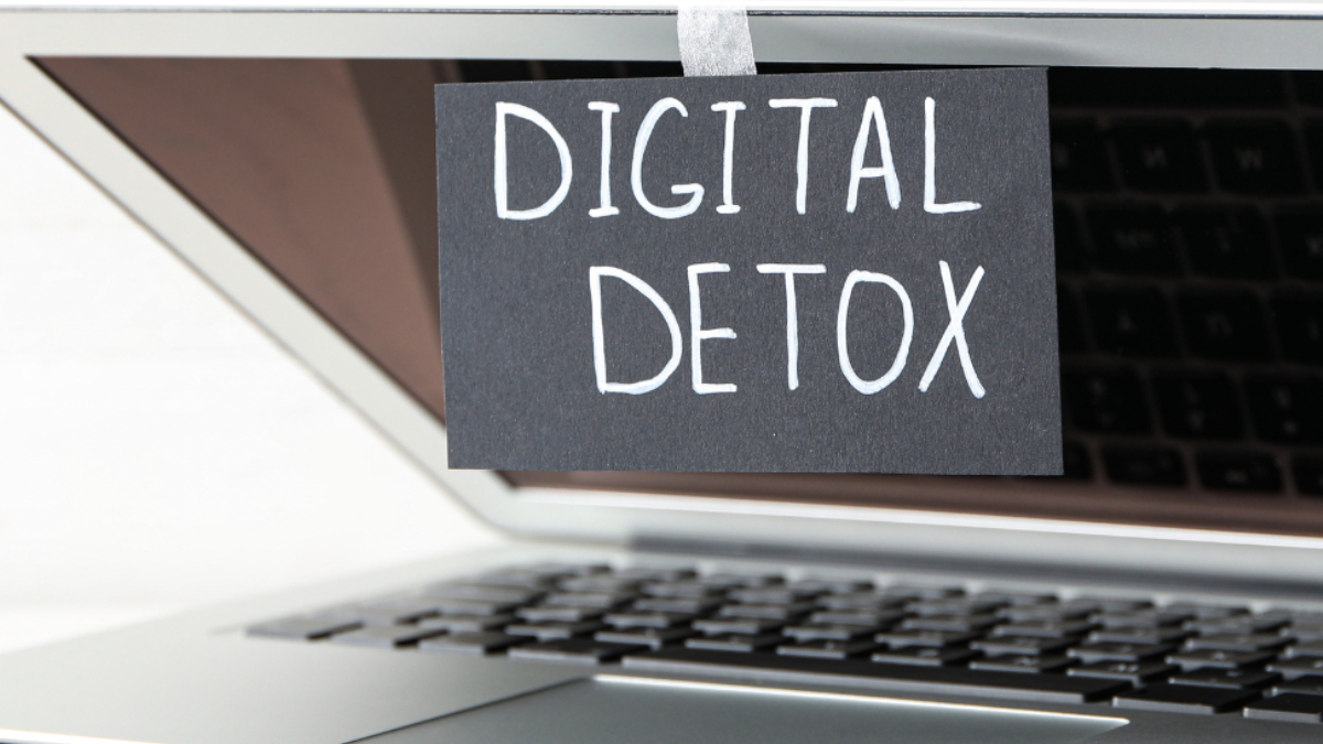 Digital detox: How to take a break from the digital lifestyle