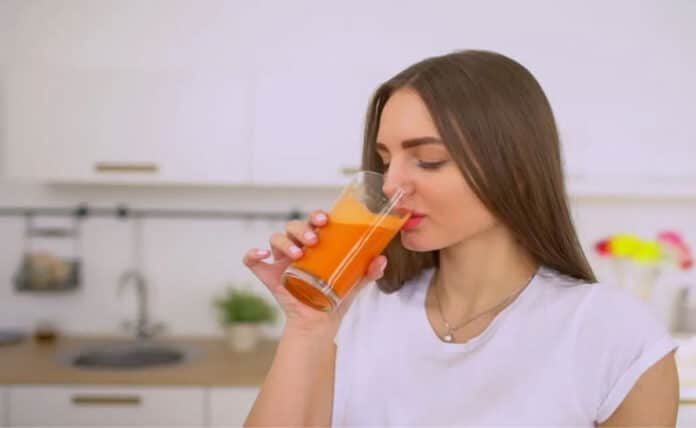 Drinking Turmeric Water on an empty stomach in the morning is a boon for health, know its health benefits.