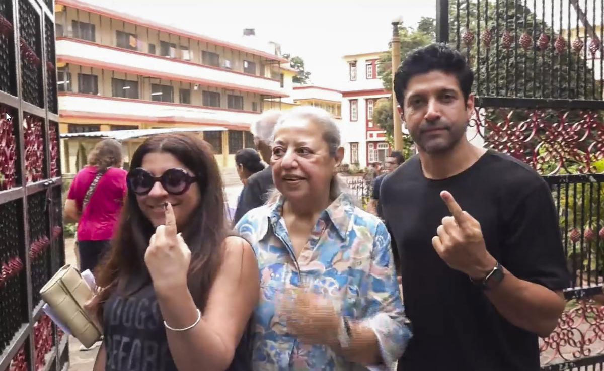 Maharashtra Polls 2024: From Akshay Kumar to Rajkumar Rao, Bollywood stars cast their votes