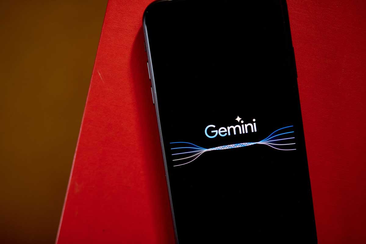 Gemini App for iPhone with Gemini Live capability appeared in the App Store for some users