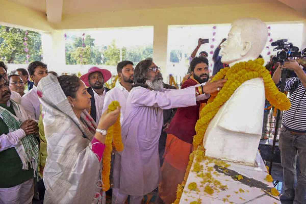 Hemant Soren took oath as CM of Jharkhand