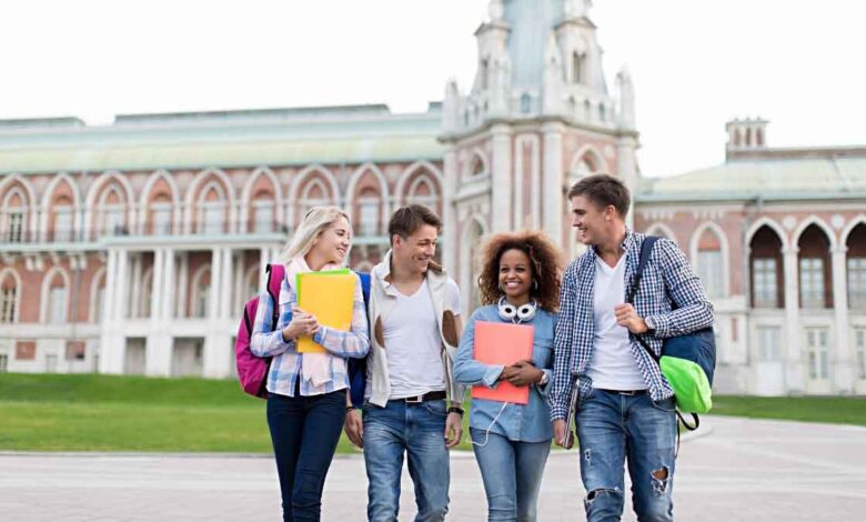 How many marks are required to pass CBSE Board Exam 2025