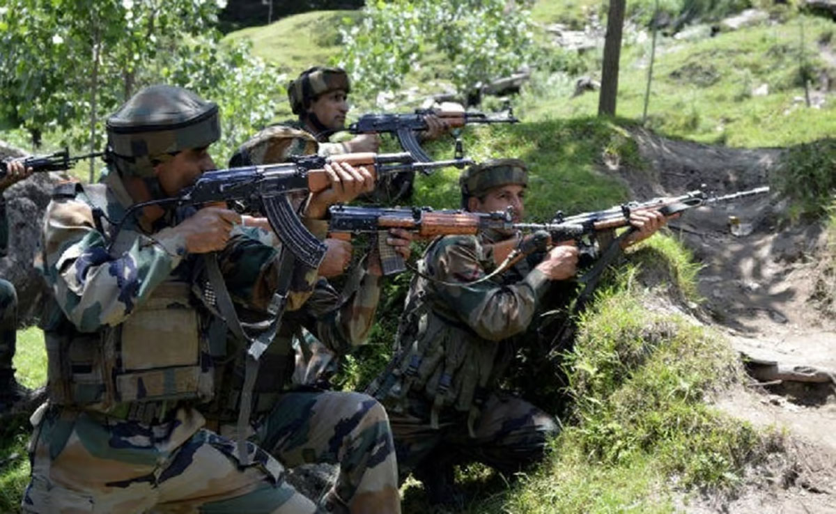 Three army soldiers injured in encounter with terrorists in Kishtwar, Jammu and Kashmir