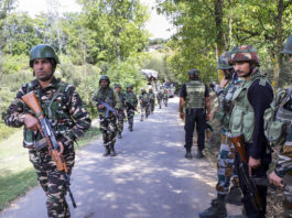 Three army soldiers injured in encounter with terrorists in Kishtwar,Jammu-Kashmir