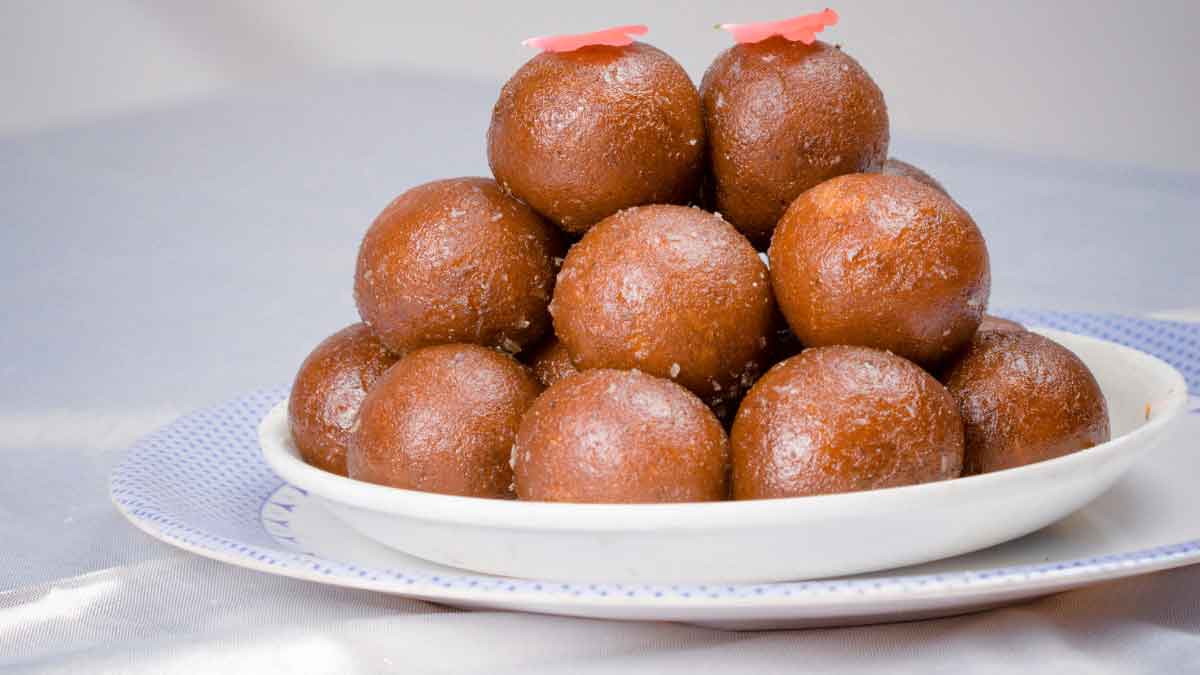 Make very soft Gulab Jamun with semolina