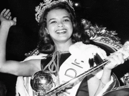 First Miss World Kiki Hakansson dies at the age of 95