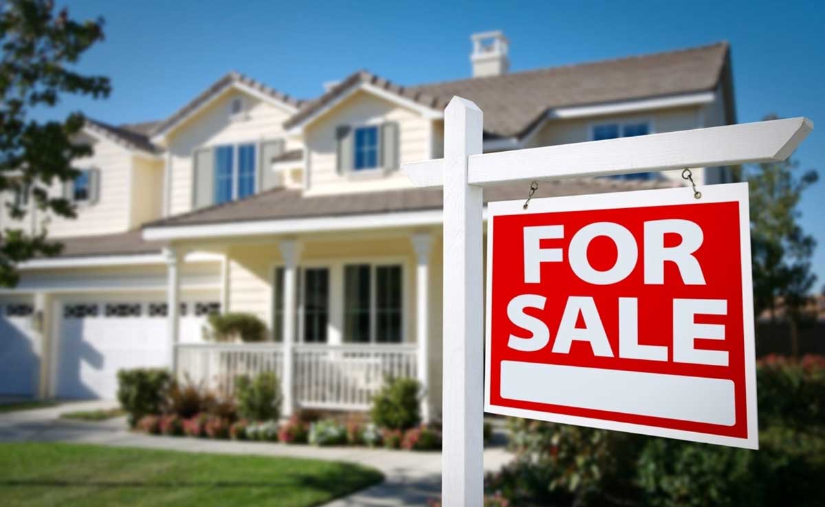 Real Estate: The Path to a Profitable Career