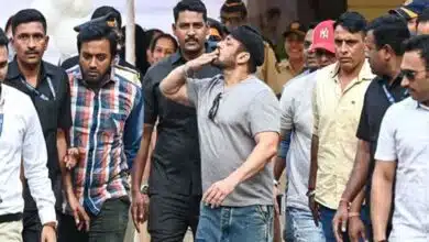 Salman Khan arrived to cast his vote in Maharashtra elections amid heavy security.