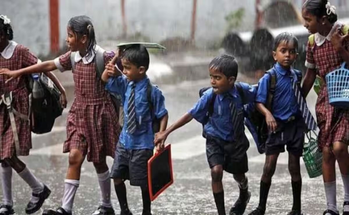 
Alert issued regarding heavy rain in many areas including Chennai due to Cyclone Fengal