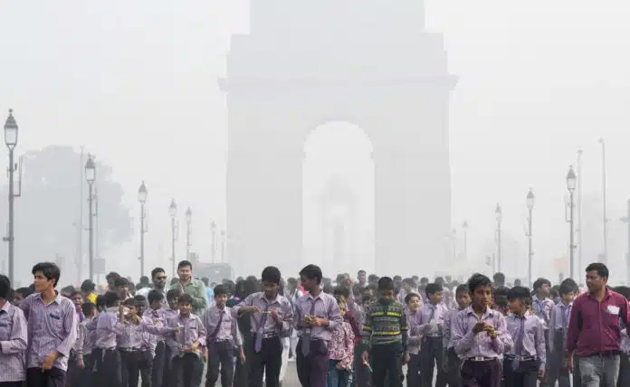 Schools went online, Delhi Air Pollution Worsens