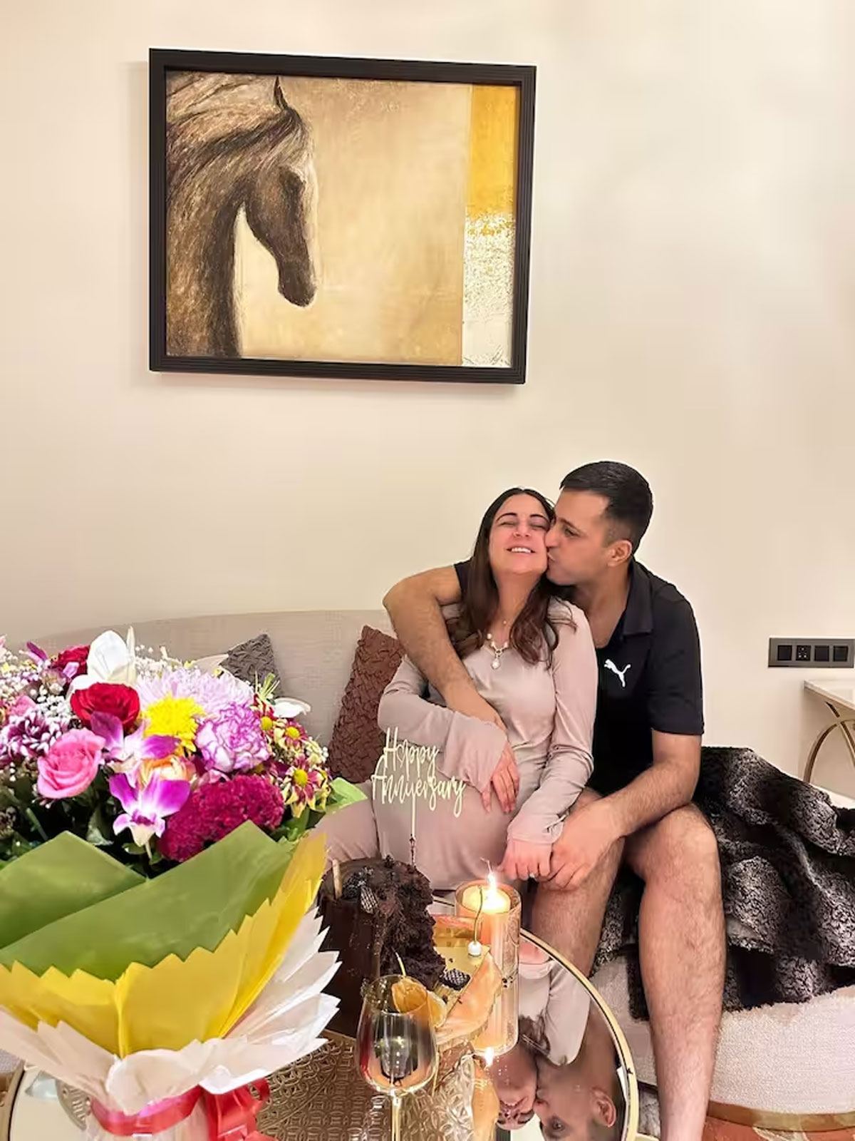 Mother-to-be Shraddha Arya celebrated her loving wedding anniversary with her husband, see photos