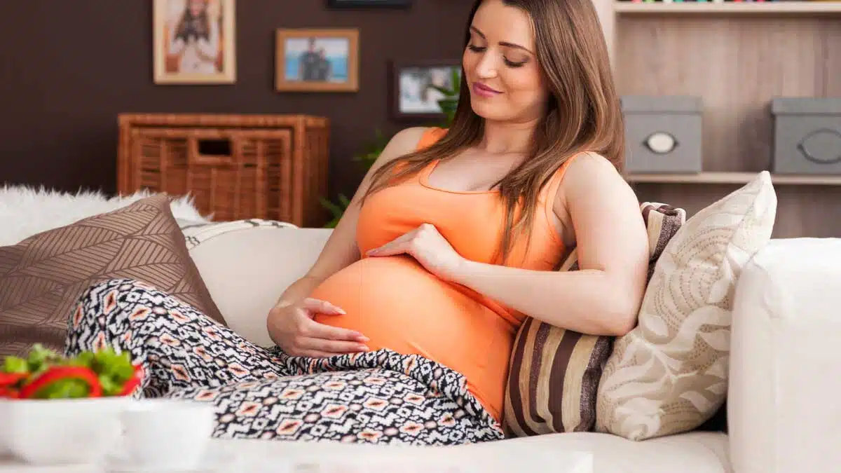 Top 10 myths related to pregnancy refuted