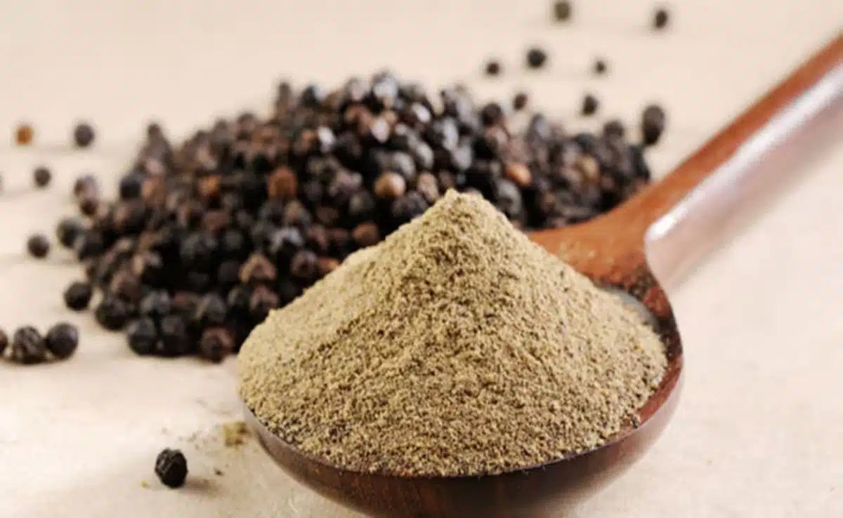 Trikatu Churnt benifits Cold and cough due to weather change? Consume this Ayurvedic powder to get relief