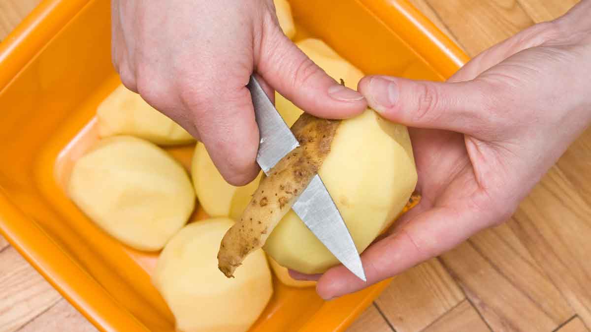 What happens by applying raw potato on the face