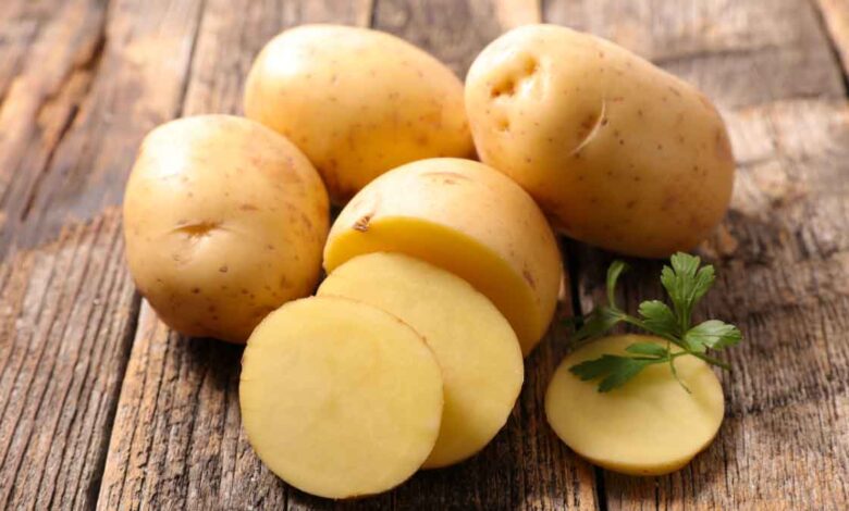 What happens by applying raw potato on the face