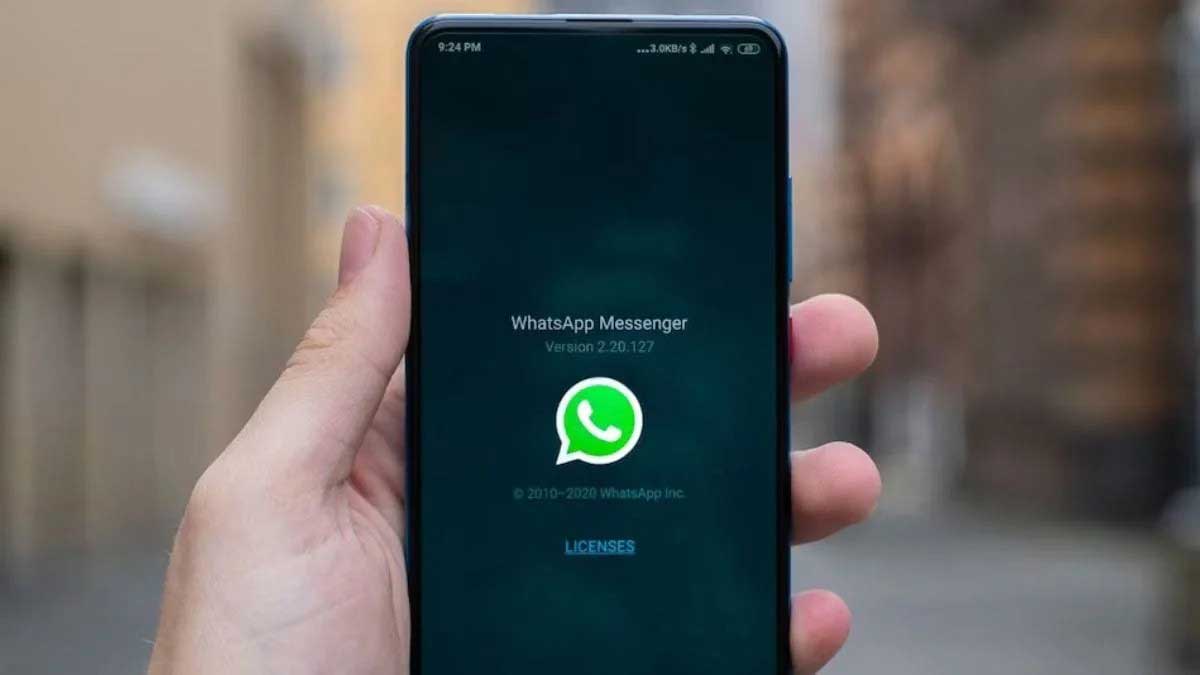 WhatsApp for iOS gets draft label for unread messages in chats, new widget for home screen