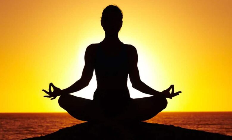 5 Yoga Asanas That Can Help Reduce Knee Pain