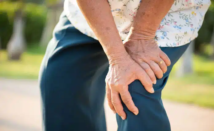 Are you suffering from Arthritis? Do these things to stay fit in winter