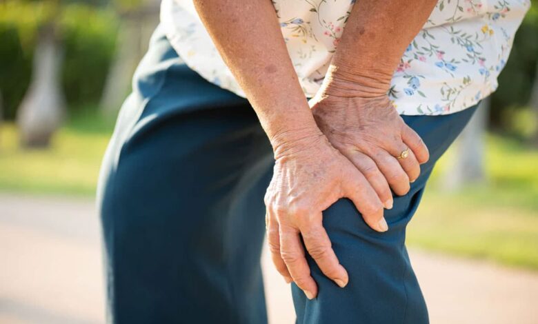 Are you suffering from Arthritis? Do these things to stay fit in winter