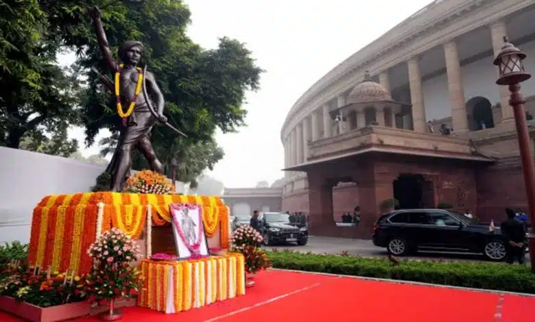 Delhi's Sarai Kale Khan-ISBT Chowk renamed as Birsa Munda Chowk
