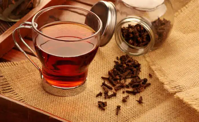 You can avoid these diseases by drinking clove water on an empty stomach in the morning in winter.