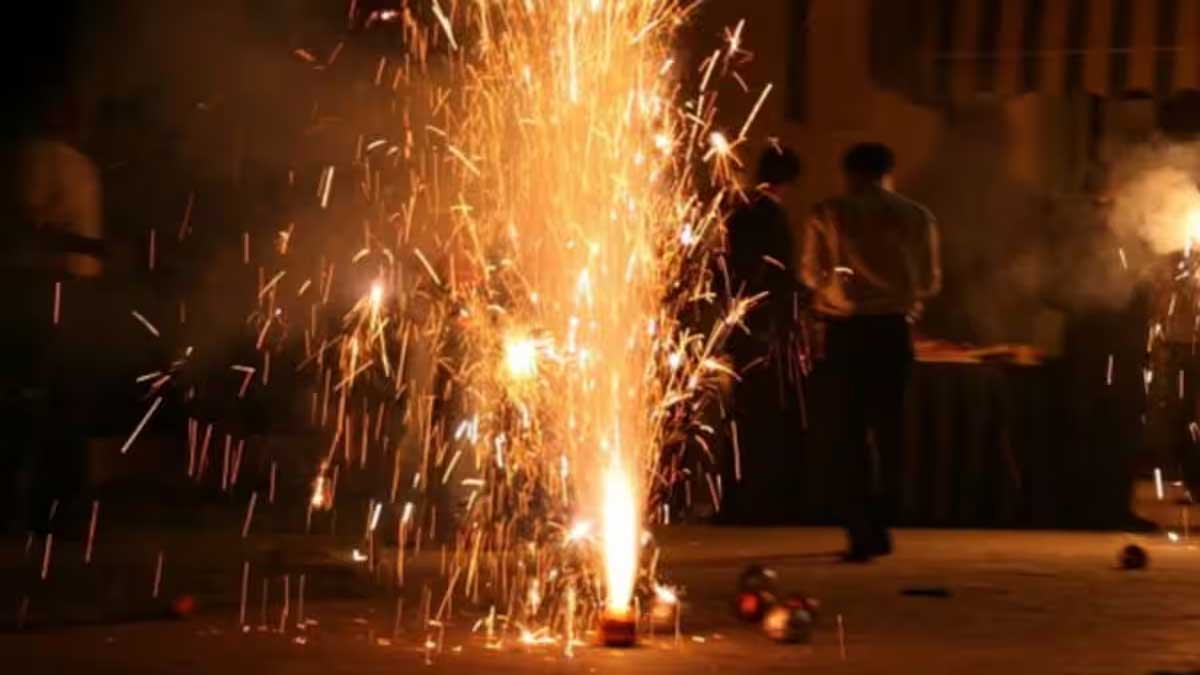 Effects of Diwali celebrations on air quality