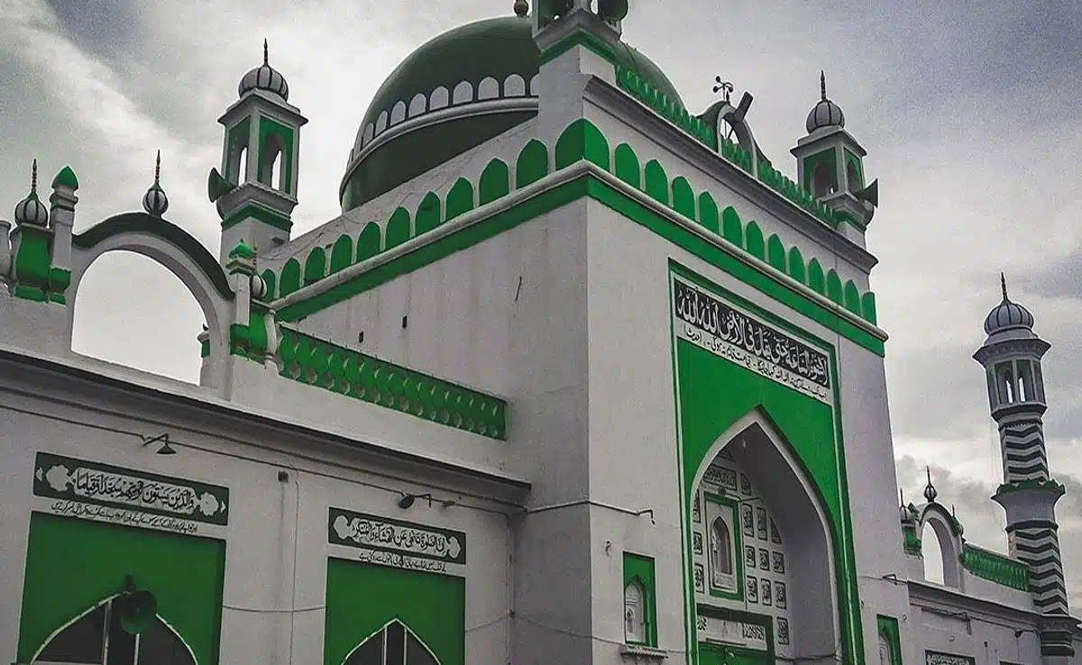 Clash over mosque survey in UP's Sambhal, tear gas released