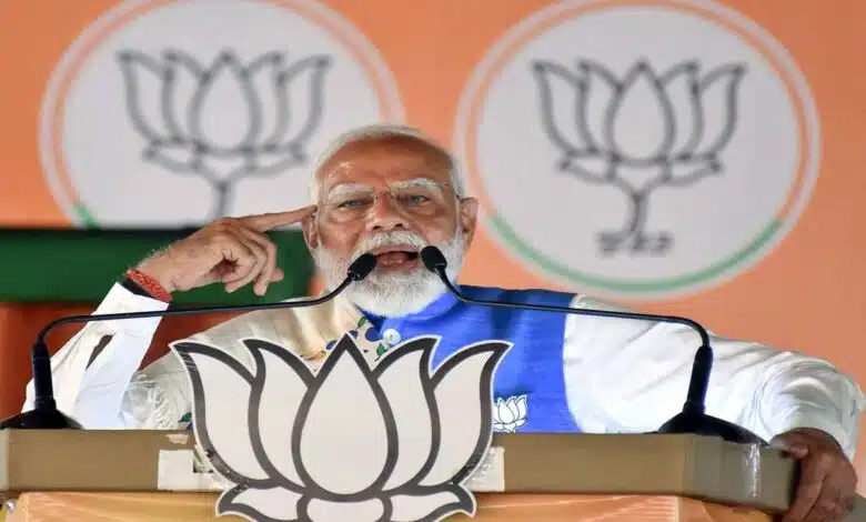 Taking a jibe at the MVA for 'stuck, hanging, diverting', PM Modi said, 'Congress has done double PhD...