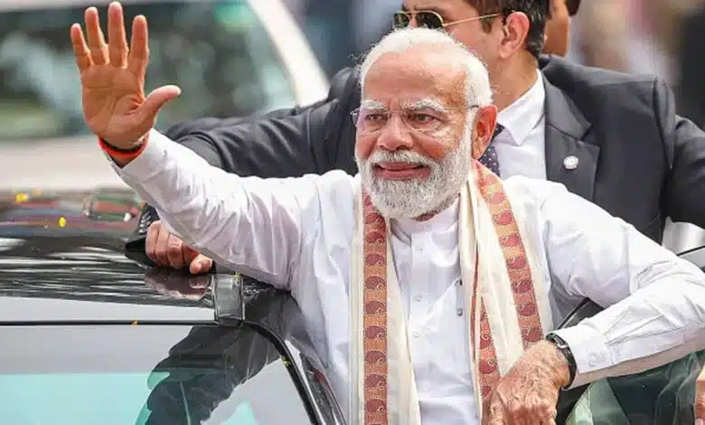 PM Modi will hold a road show in Bhubaneswar today, will address party workers