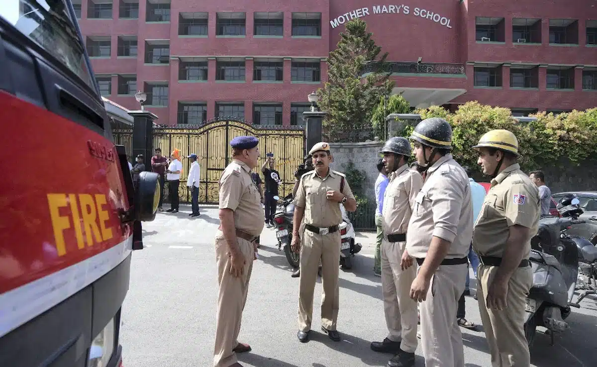 Delhi school received bomb threat through email, declared hoax after investigation