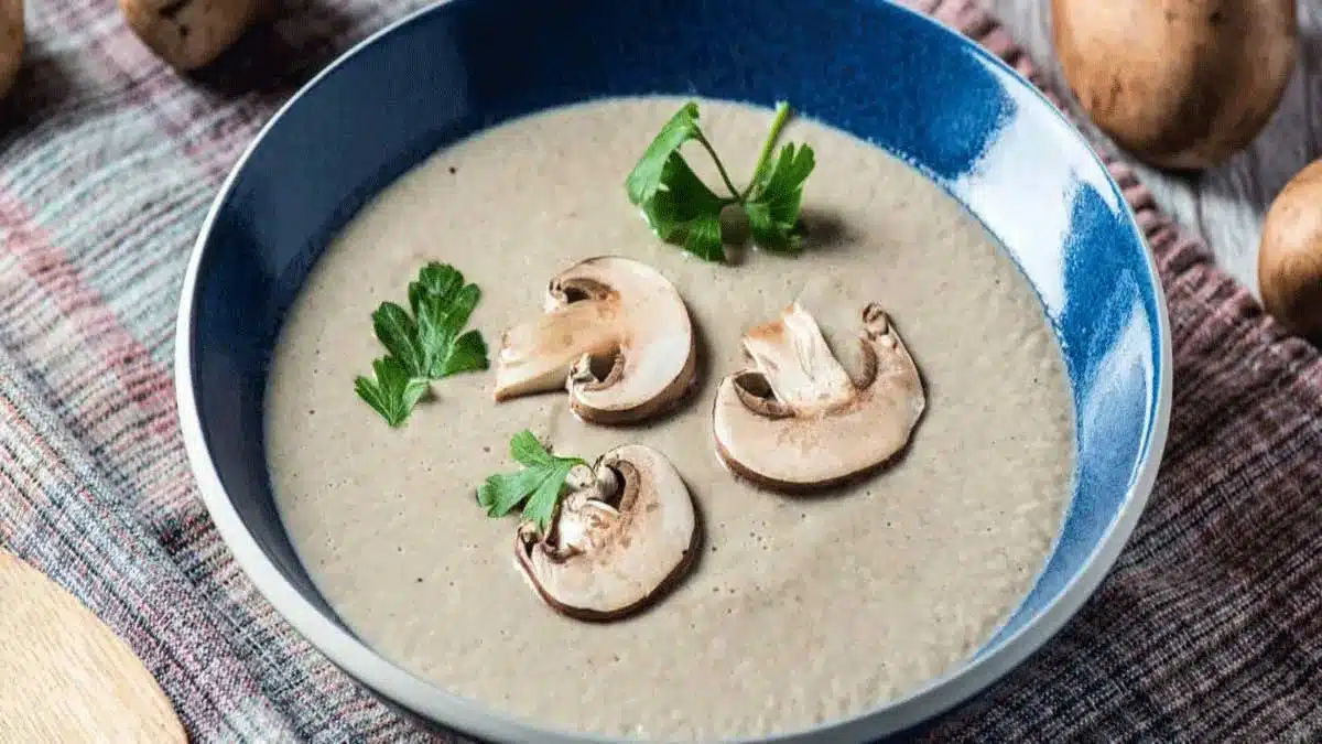 5 surefire tips for making the creamiest mushroom soup