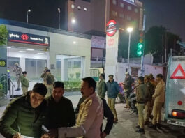 Bomb threat at railway and metro stations in Lucknow, police called it a rumor