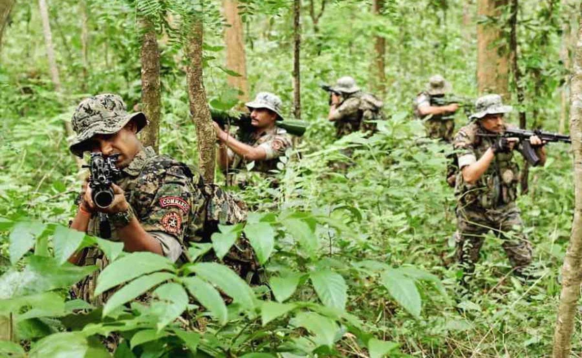 Security personnel martyred in encounter with Naxalites in Chhattisgarh