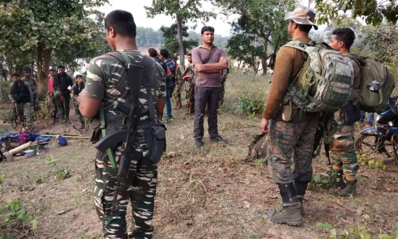 Security personnel martyred in encounter with Naxalites in Chhattisgarh