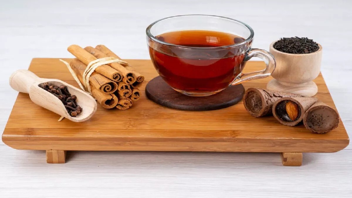 Drink cinnamon decoction daily in winter