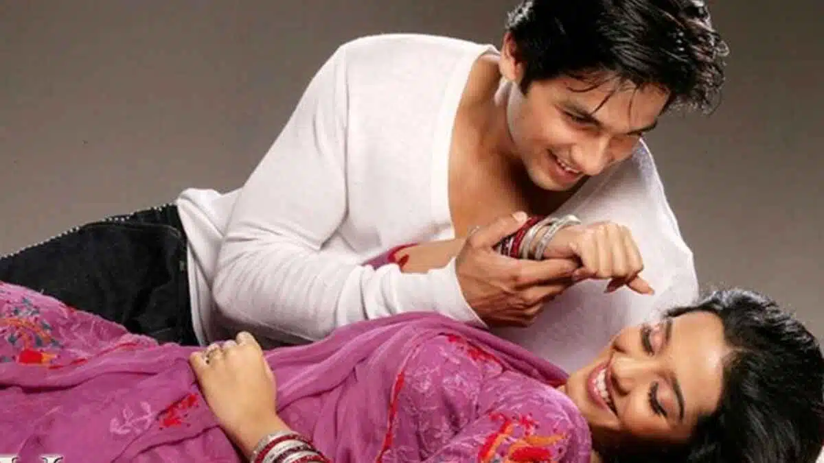 vivah-a-precious-story-of-indian-family-values