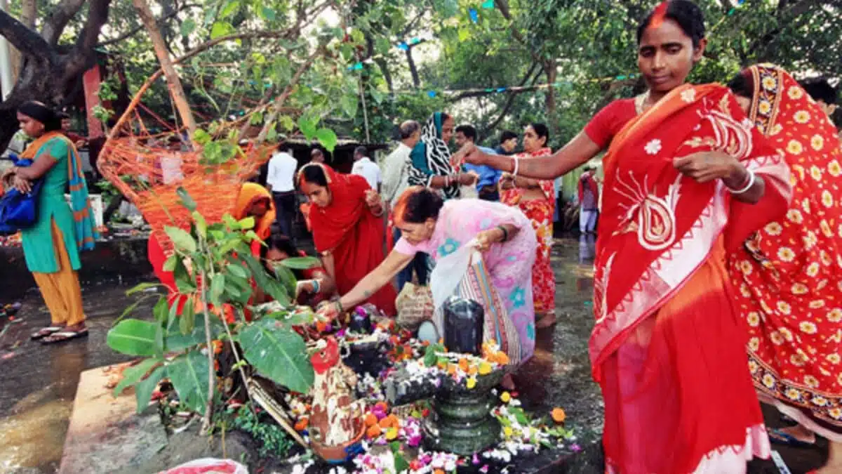 How to do Puja on Somvati Amavasya