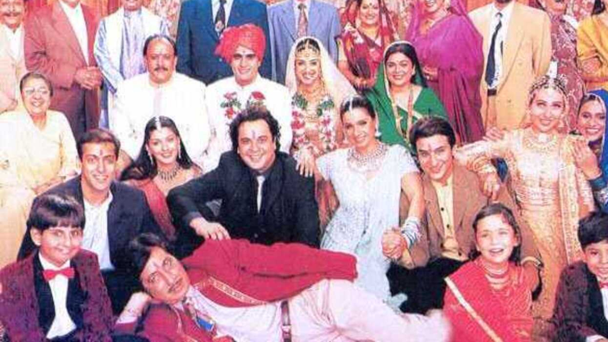 Hum Saath Saath Hain: A precious saga of family unity and love