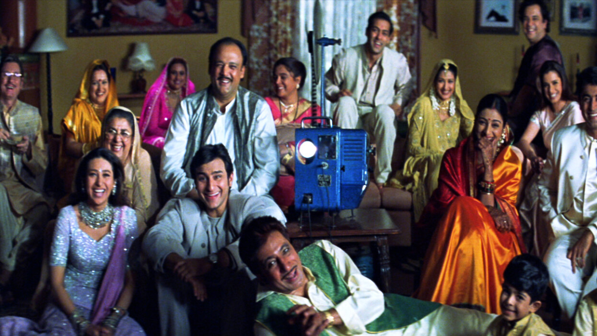 Hum Saath Saath Hain: A precious saga of family unity and love