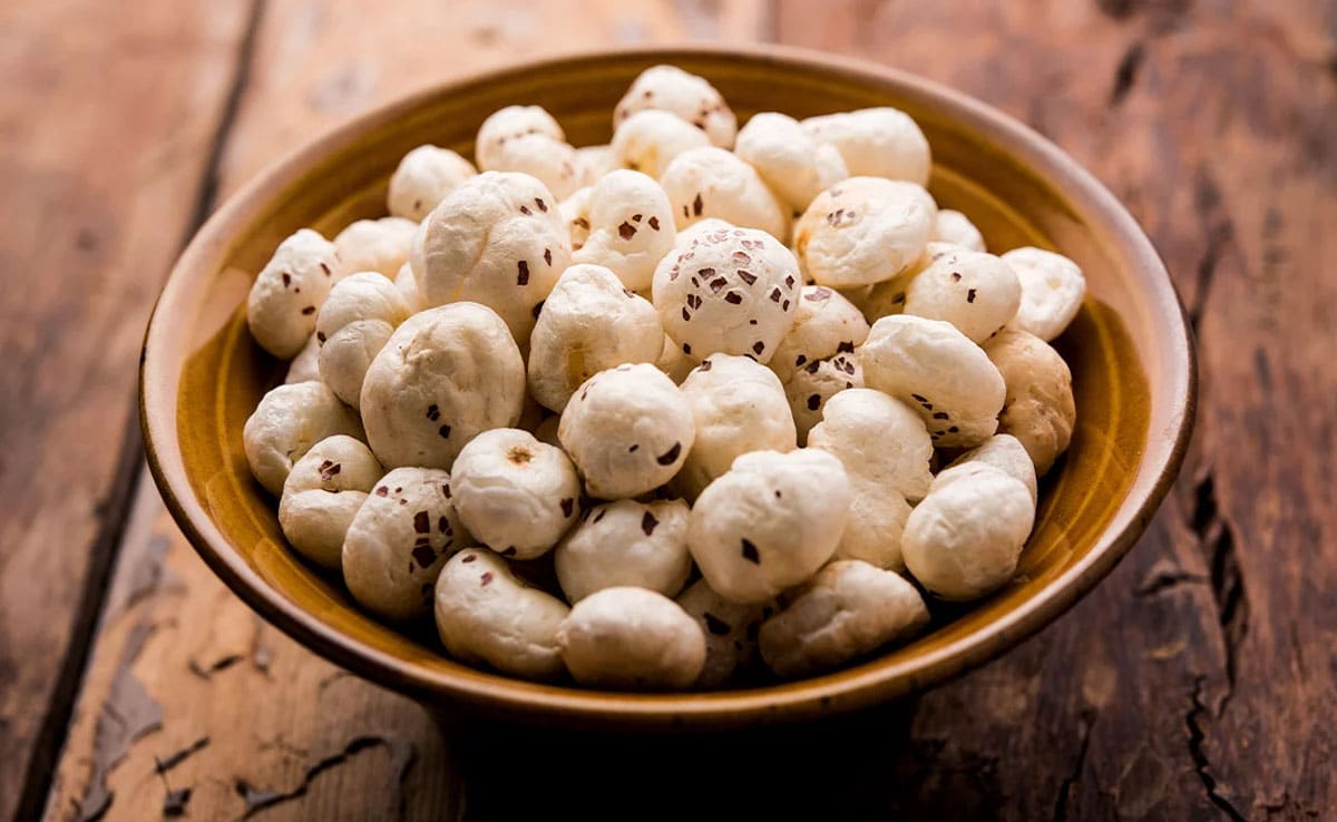 Makhana 3 Eating this winter superfood daily reduces joint pain, know how much should be eaten in a day?