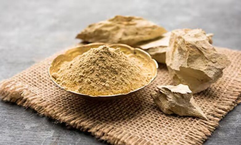 Mix these 2 things with Multani Mitti in winter